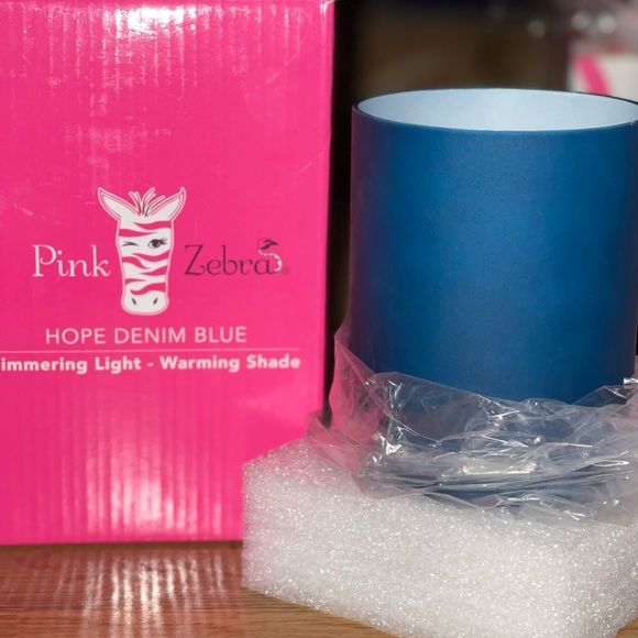 Denim blue simmering light